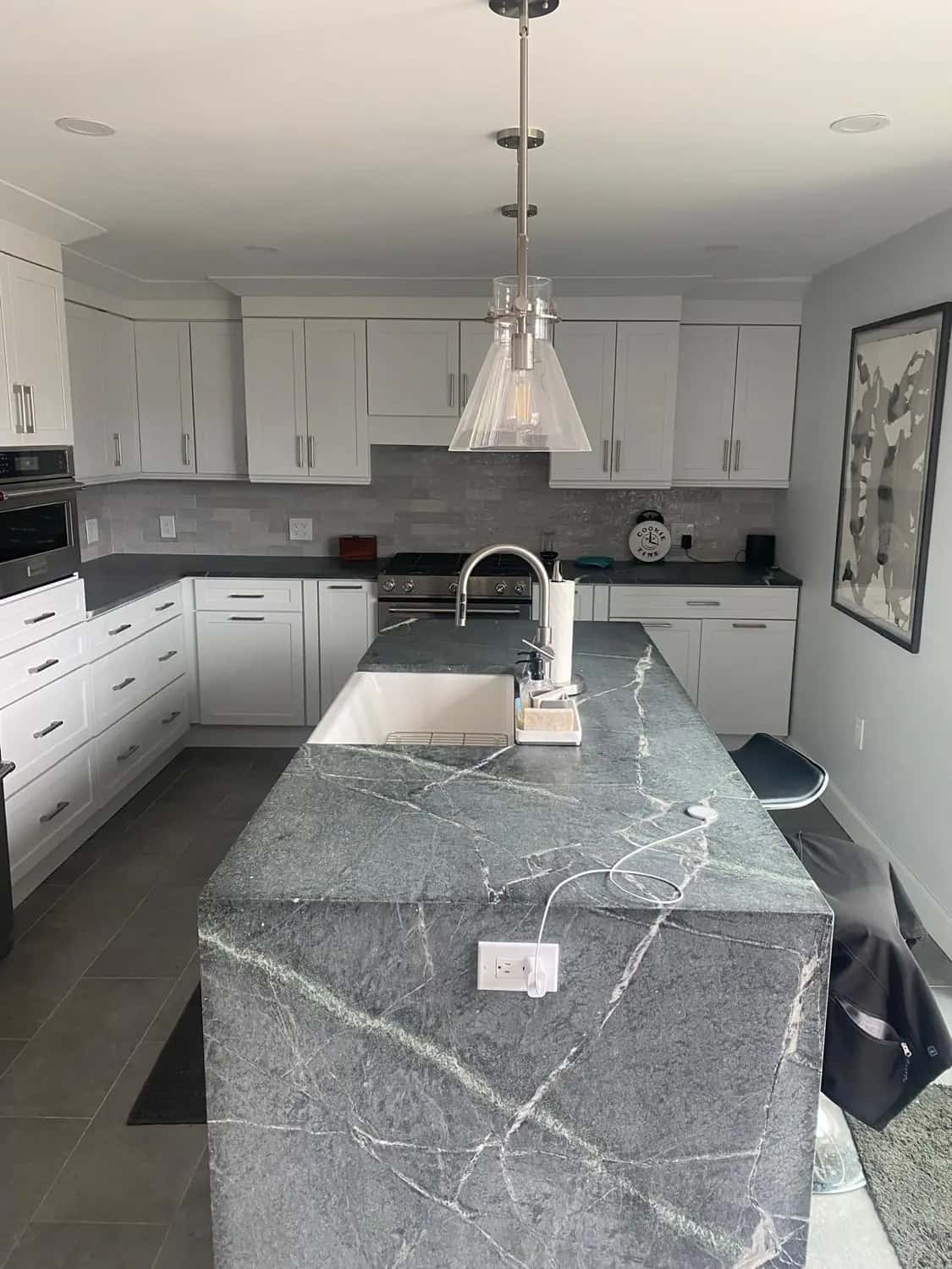Quartz vs Granite Countertops: Which Is Right for You